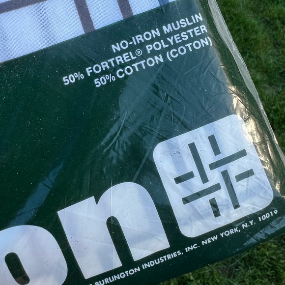 Burlington House Vintage Twin Flat Sheet Geometric Lines No Iron Muslin - Picture 6 of 8